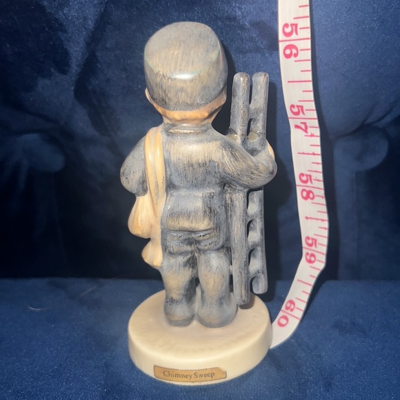 Hummel - “Chimney Sweep” Figurine - Picture 3 of 5
